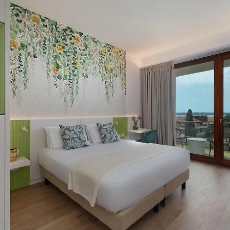 Hotel Olivi & Natural 4*